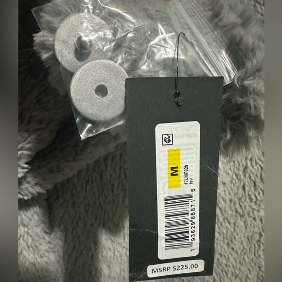 Kenneth Cole Cozy Gray Faux Fur Jacket size M - Picture 7 of 11